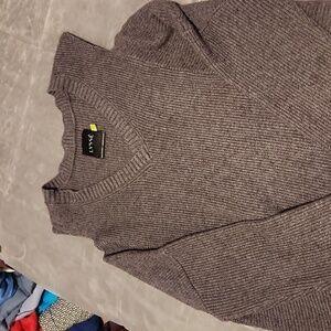Lysse gray sweater V neck